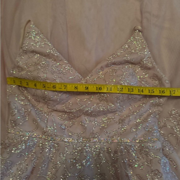 Teeze Me Juniors' Pink Glitter Beaded Mesh V-Neck Formal Dress Size 11-12 - Picture 13 of 15